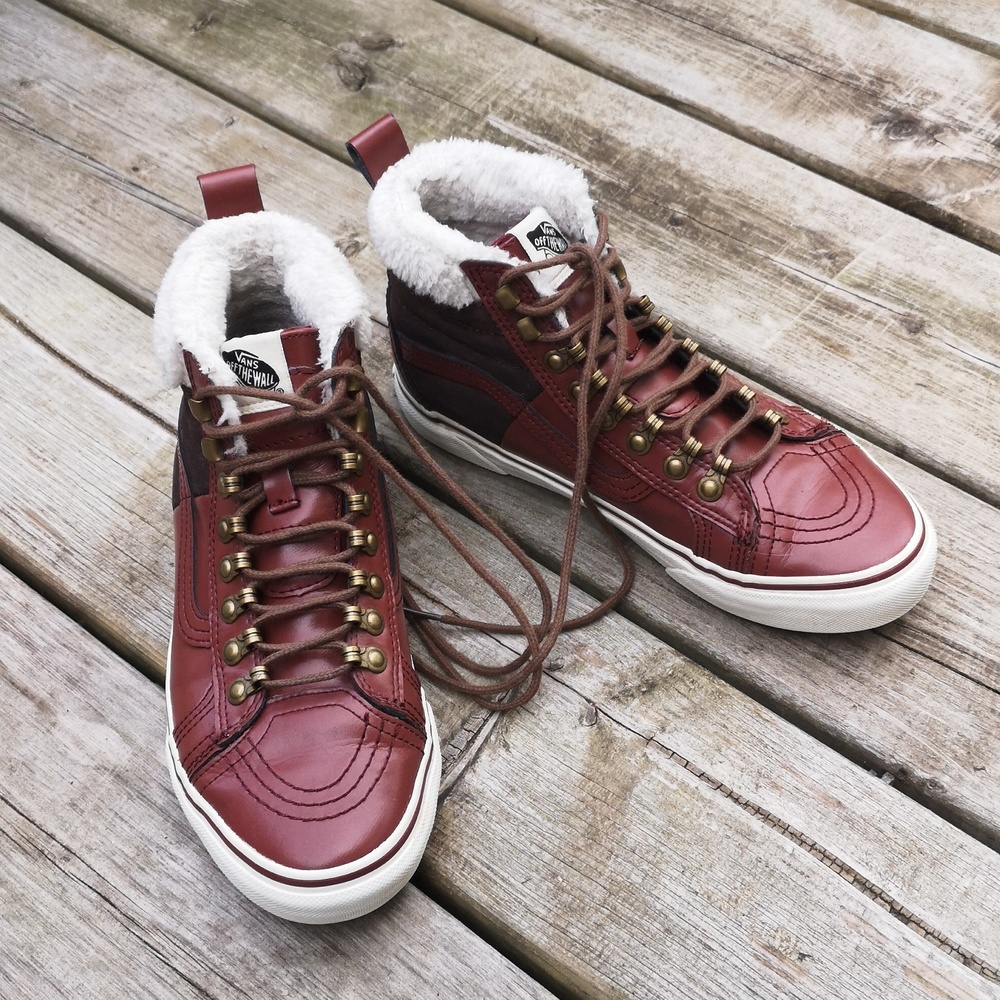 Vans fleece-y ankle shoes/boots
